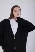 Siyah-V Yaka Düğmeli Triko Hırka - 6