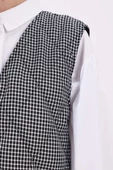 Siyah-Beyaz-Çift Taraflı Kapitone Yelek thumbnail 7