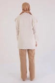 Ekru-Broşlu Triko Yelek thumbnail 4