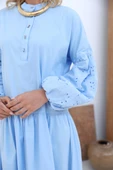 Mavi-Pamuklu Yarım Patlı Fistolu Elbise thumbnail 7