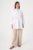 Beyaz-Büyük Cepli Kuşgözlü Oversize Gömlek thumbnail 2