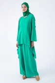 Yeşil-Asimetrik Kesim Tunikli Bol Paça Pantolonlu Takım thumbnail 1