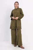 Yeşil-Kuşgözlü Pantolonlu Takım thumbnail 1