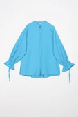 Turkuaz-Arkası Pile Detaylı Hakim Yaka Gömlek Tunik thumbnail 8
