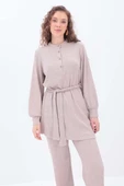 Vizon-Yarım Patlı Kuşaklı Pantolonlu Takım thumbnail 1