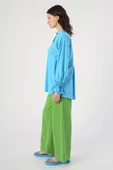 Turkuaz-Arkası Pile Detaylı Hakim Yaka Gömlek Tunik thumbnail 3