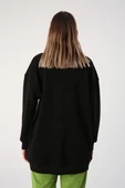 Siyah-Oversize Ekose Aplike Nakışlı Sweatshirt - 4