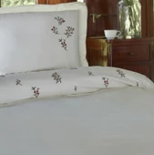 Karaca Home Venice Beyaz Çift Kişilik Nakışlı Nevresim Takımı - 2