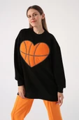 Siyah-Oversize Aplike Nakışlı Sweat thumbnail 2
