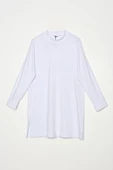 Beyaz-Pamuklu Dik Yaka Sim Dikişli Yıtmaçlı Tunik thumbnail 6