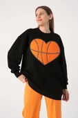 Siyah-Oversize Aplike Nakışlı Sweat thumbnail 1