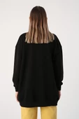 Siyah-Oversize Desenli Aplike Nakışlı Sweat Tunik thumbnail 4