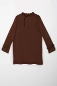 Kahve-Yaka Ve Kolları Toka Detaylı Tunik thumbnail 8