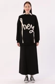 Siyah-Oversize Şardonlu Şerit Detaylı Sweatshirt - 2