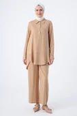 Koyu Bej-Gömlek Yaka Yarım Patlı Yırtmaçlı Arkası Uzun Tunik thumbnail 2