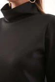 Siyah-Dik Yaka Kolu Yırtmaçlı Likralı Scuba Bluz thumbnail 5