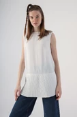 Beyaz-Kolsuz Bisiklet Yaka Eteği Pileli Bluz thumbnail 1