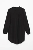 Siyah-Büzgülü Fiyonk Detaylı Arkası Düğmeli Salaş Tunik thumbnail 7