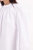 Beyaz-Pamuklu Yakası Büzgülü Bluz thumbnail 4