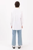 Beyaz-FERMUARLI MANŞETİ DUBLELİ GÖMLEK TUNİK thumbnail 4
