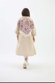 Arkası Baskılı Püsküllü Kimono - Bej thumbnail 7