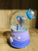 Kar Küresi Büyük Boy Püskürtmeli Işıklı Müzikli Denizkızı Mor thumbnail 3