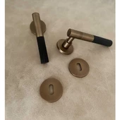 Duo One-S Zamak Mat Antik Sarı - Siyah Rozetli Zamak Oda Kapı Kolu 1 Takım thumbnail 6