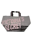 Victoria's Secret Vs Büyük Boy Logo Yazı Detaylı Gri Seyahat Çantası - 3
