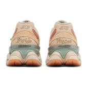 New Balance 9060 Penny Cookie Pink - 4