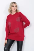 Kadın Triko Kazak Bisiklet Yaka Yaprak Desenli Kolu Taşlı Oversize Kırmızı thumbnail 3