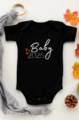 Unisex Yenidoğan Bebek Badisi Baby 2025 Baskılı Yeni Doğum Haberi İçin Hediyelik %100Pamuklu Çıtçıt thumbnail 4