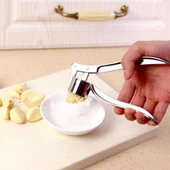 Sarımsak Ezme Aleti Rendesi - 1