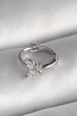 316L Çelik Gümüş Renk Zirkon Taşlı Kelebek Model Tragus Piercing - 1