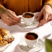 Nehir Nazenin Beyaz Altın Yaldızlı 12 Parça 6 Kişilik Kahve Fincan Takımı - 2