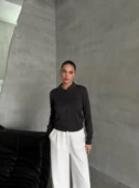 Antrasit Polo Yaka Mini Topçuklu Bluz - 6