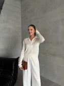 Ekru Polo Yaka Mini Topçuklu Bluz - 6