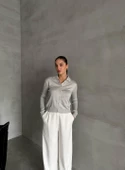 Gri Polo Yaka Mini Topçuklu Bluz - 8