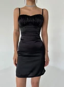 Siyah Askılı Mini Saten Elbise - 1