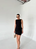 Siyah Kolsuz Cepli Kısa Elbise - 3