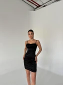 Siyah Askılı Mini Saten Elbise - 3