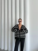 Siyah-Ekru Yumoş Enine Çizgili Hırka thumbnail 7