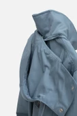 OVERSIZED SIRT DESEN BASKILI CEPLI PARDESU MAVI - 7