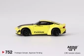 Mini GT Nissan Z Pandem Ikazuchi Yellow 752 thumbnail 4