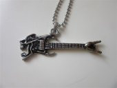 Rigel Store Kurukafa Motifli Gitar Kolyesi - 1