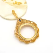 Tam Altın Çerçeveli Kolye​ Ucu Altın Kaplama İşlemeli TGR-599 thumbnail 3