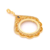 Tam Altın Çerçeveli Kolye​ Ucu Altın Kaplama İşlemeli TGR-599 thumbnail 3