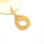 Çeyrek Altın Çerçeveli Kolye Ucu Altın Kaplama TGR-685 thumbnail 4