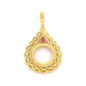 Yarım Altın Çerçeveli Kolye Ucu Altın Kaplama İşlemeli TGR-637 thumbnail 1