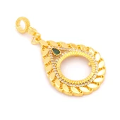 Yarım Altın Çerçeveli Kolye Ucu Altın Kaplama İşlemeli TGR-653 thumbnail 3