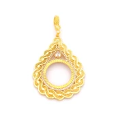 Çeyrek Altın Çerçeveli Kolye Ucu Altın Kaplama İşlemeli TGR-628 thumbnail 1